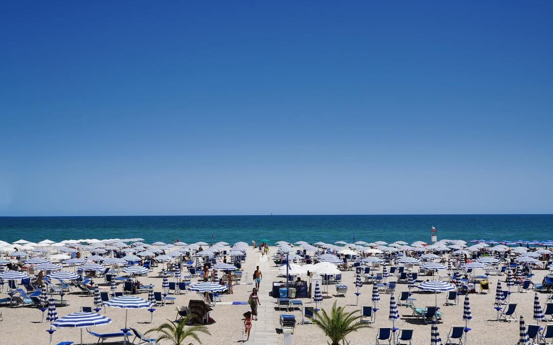Estate in spiaggia da Arturo Mare: tutti i comfort per il tuo relax a Civitanova Marche